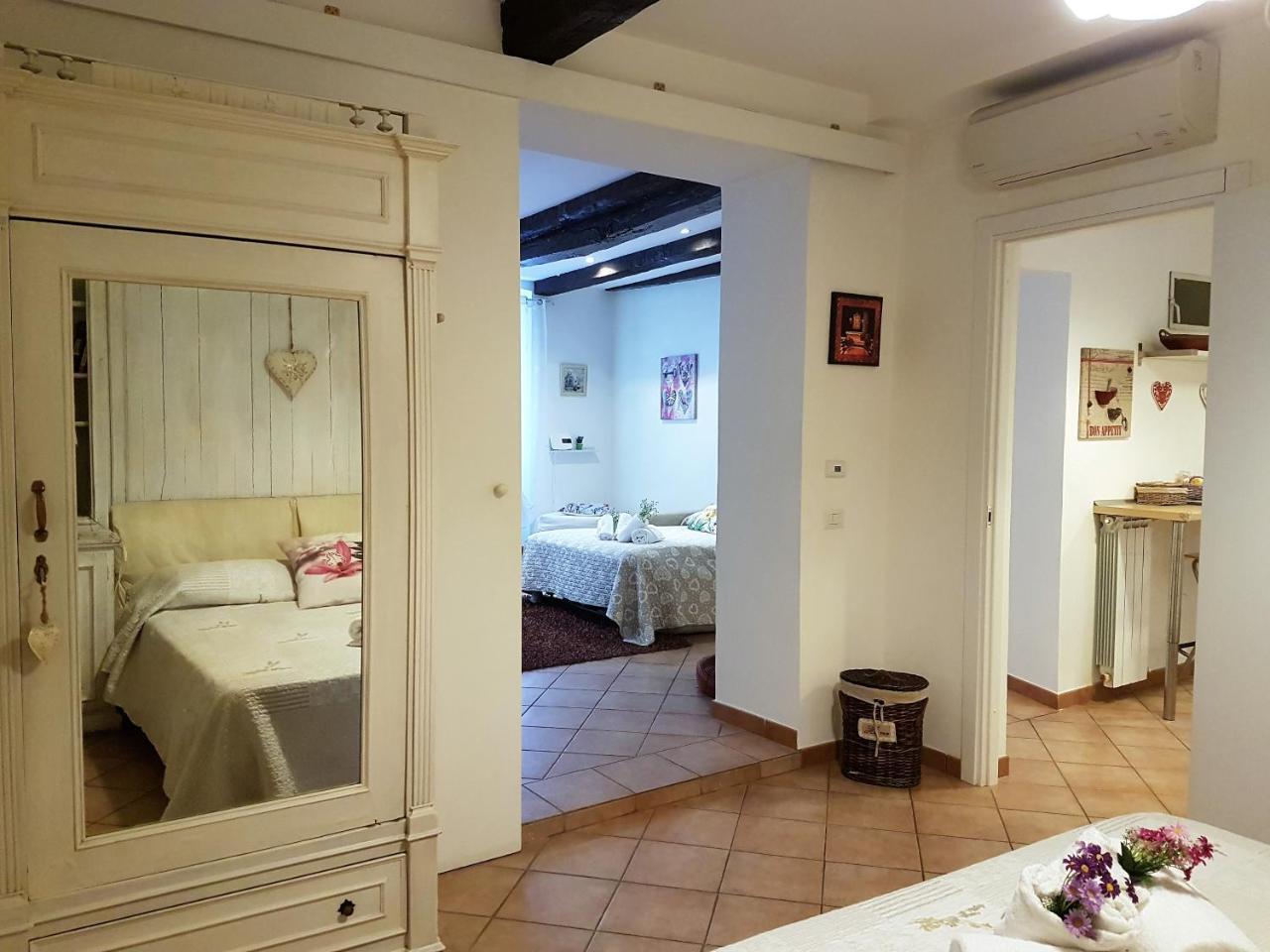 Il Salotto Di Via Giulia Apartment Rome Exterior photo